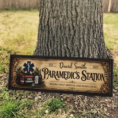 Personalized Paramedic Station Sign, Custom Vintage Paramedic Name Sign, EMS Decor Canvas, First Responder Appreciation Gift, Paramedic Graduation Sign Wall Art